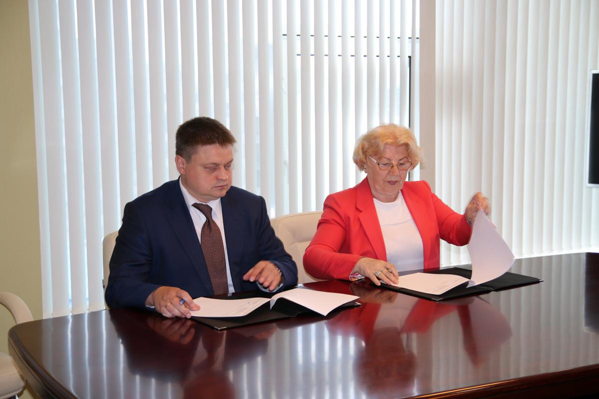 Подписано соглашение о социальном партнерстве между Фондом и Межрегиональным профессиональным Союзом